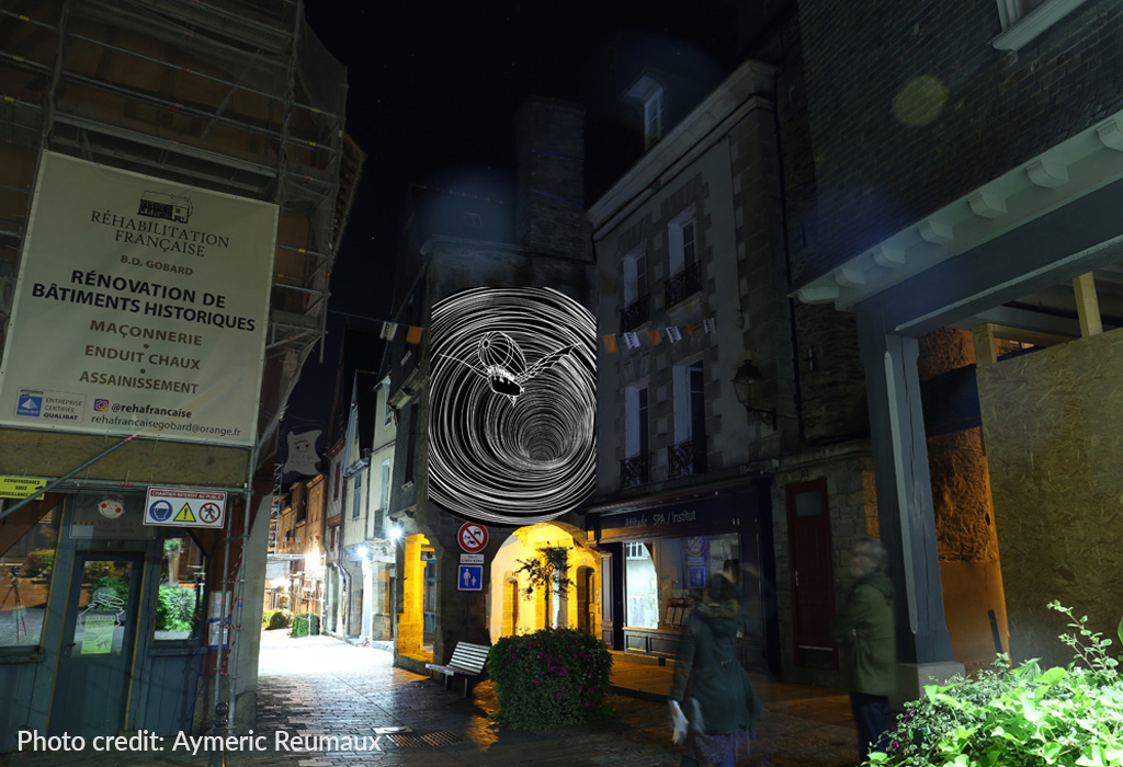 Гобо-проекции + Дополненная реальность: история Витре, Франция